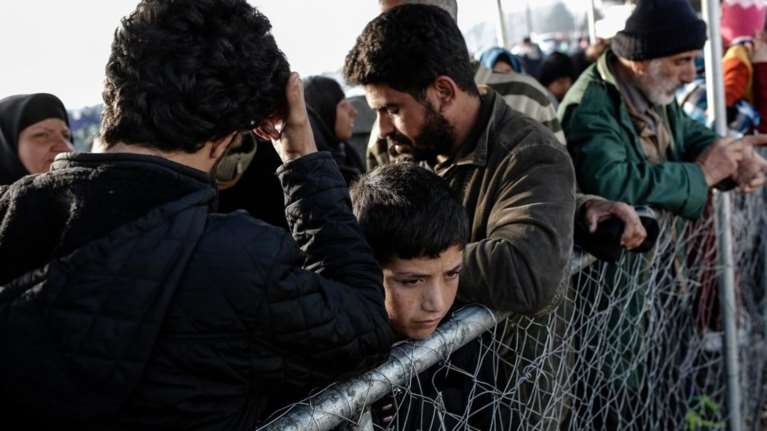 Φόβος για τυφλές εκρήξεις βίας στα hot-spots σε όλη την Ελλάδα