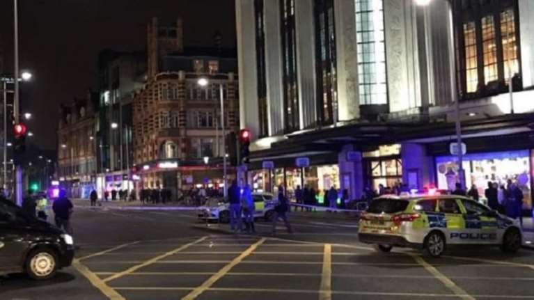 Συναγερμός στο Λονδίνο για ύποπτο πακέτο άδειασαν κεντρική οδό