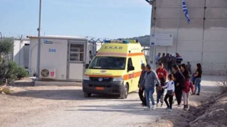 Επεισόδια και επέμβαση των ΜΑΤ στο hot spot της Χίου