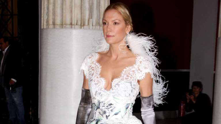 Η κόρη της Βίκυς Καγιά καμάρωσε τη μαμά της στην πασαρέλα για πρώτη φορά