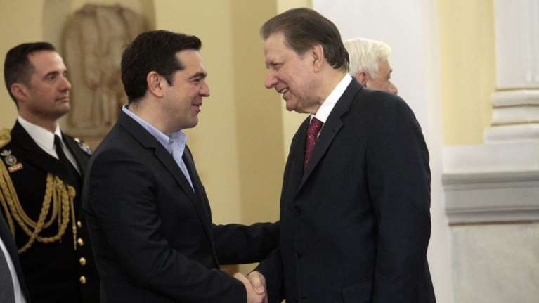 Η τέχνη των &quot;αυτογκόλ&quot; από το νόμο Παππά έως το &quot;φιάσκο Πολύδωρα&quot;