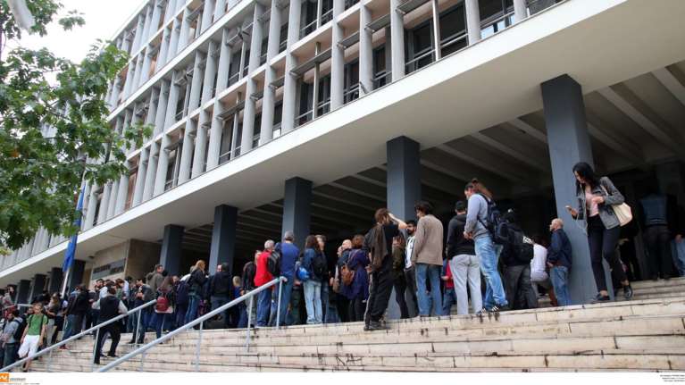 Πού και ποιοί πλειστηριασμοί θα επιτραπεί να γίνουν αύριο