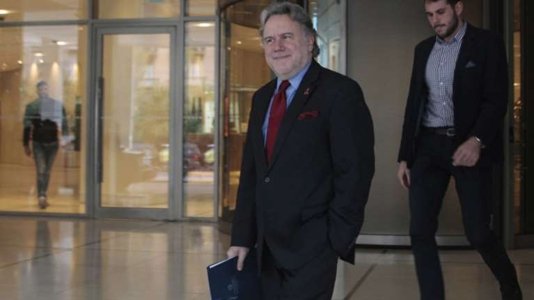 Ευρωπαίοι και ΔΝΤ ξαναβάζουν από το «παράθυρο» το ασφαλιστικό