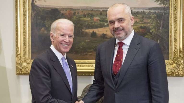 Η Αλβανία, τα παιγνίδια των ΗΠΑ και τα λάθη της Αθήνας