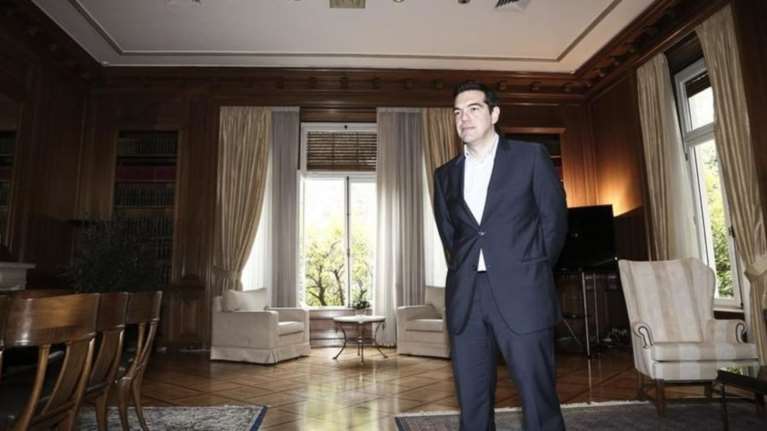 Νέα κυβέρνηση με &quot;εκλογικούς&quot; και &quot;μνημονιακούς&quot; υπουργούς