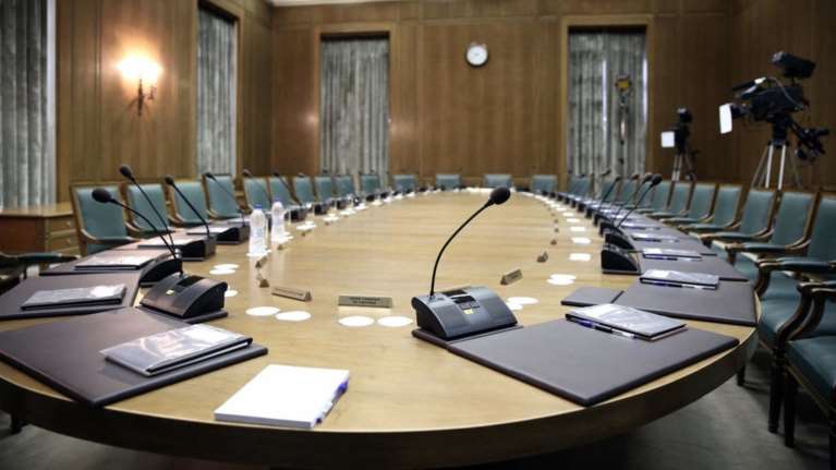 Κυριακή το Υπουργικό Συμβούλιο, Δευτέρα η παράδοση - παραλαβή υπουργείων