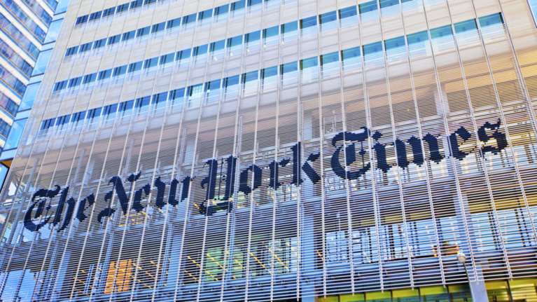 Ανασχηματισμός για τον εξευμενισμό των δανειστών λένε οι ΝΥΤ