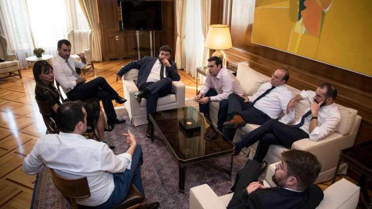 Ποιους υπουργούς κάλεσε στο Μαξίμου ο Τσίπρας μετά την ορκωμοσία