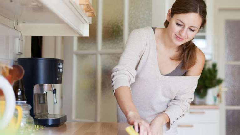 Τα 6 λάθη που κάνουμε όταν καθαρίζουμε το σπίτι μας!