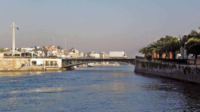 Δεν θα κινείται τίποτα για 5 ώρες στην παλιά γέφυρα Ευρίπου