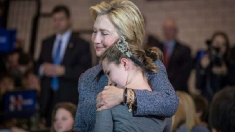 Χίλαρι: «Θέλω να σας ευχαριστήσω για όλα ότι κι αν συμβεί απόψε»