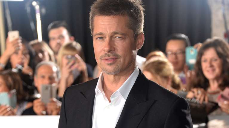 Brad is back: Πιο γοητευτικός από ποτέ ο Πιτ μιλά για το διαζύγιο