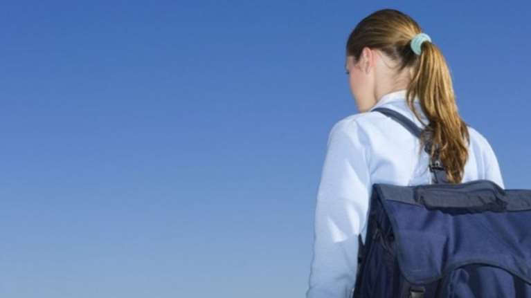 13χρονη μαθήτρια πήρε χάπια στο λεωφορείο πηγαίνοντας στο σχολείο