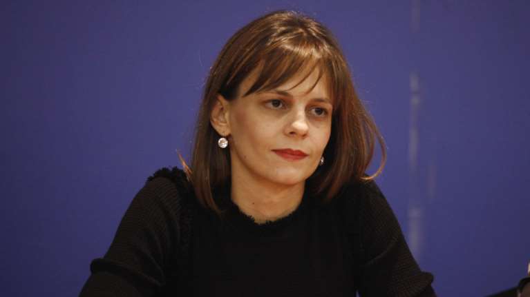 Αχτσιόγλου: Να κλείσουμε τη συμφωνία με τους δανειστές στις 5 Δεκεμβρίου