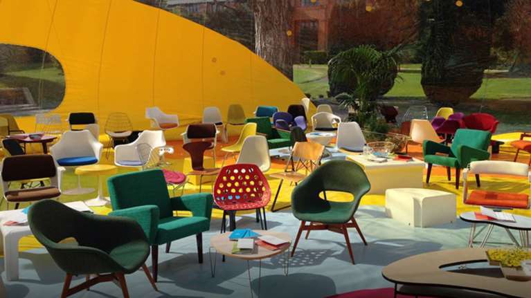 Ενα εναλλακτικό φουσκωτό περίπτερο στην καρδιά του Λονδίνου