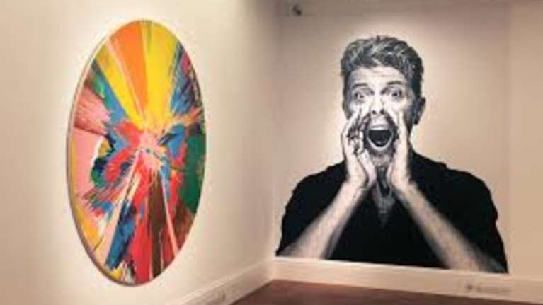 Τριάντα εκ. ευρώ συγκέντρωσε η πρώτη δημοπρασία έργων του Bowie