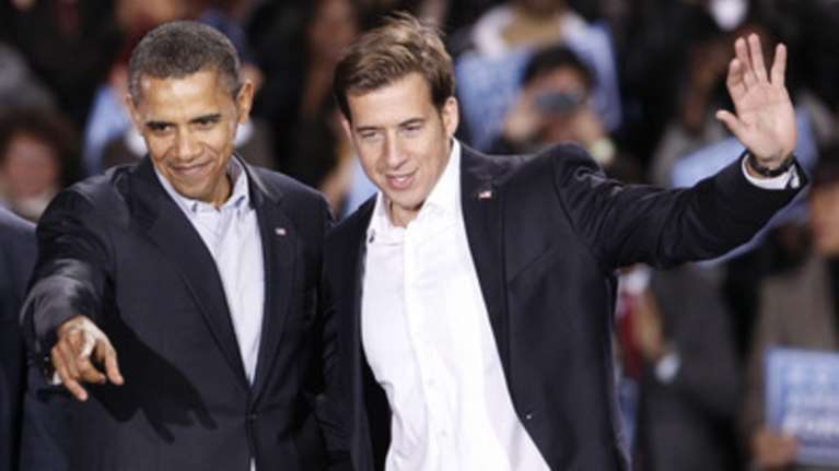 Αλεξ Γιαννούλιας:Ο Ελληνας που βρίσκεται πάντα δίπλα στον Μπαράκ Ομπάμα