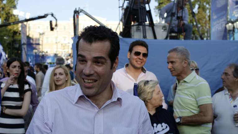 Θάνος Πλεύρης: Πως από μια εγχείρηση ρουτίνας βρέθηκε στην εντατική