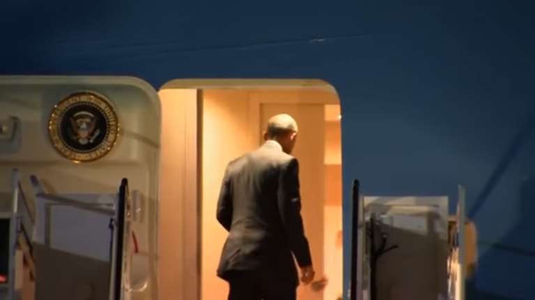 Η αναχώρηση του Μπάρακ Ομπάμα για την Αθήνα με το Air Force One
