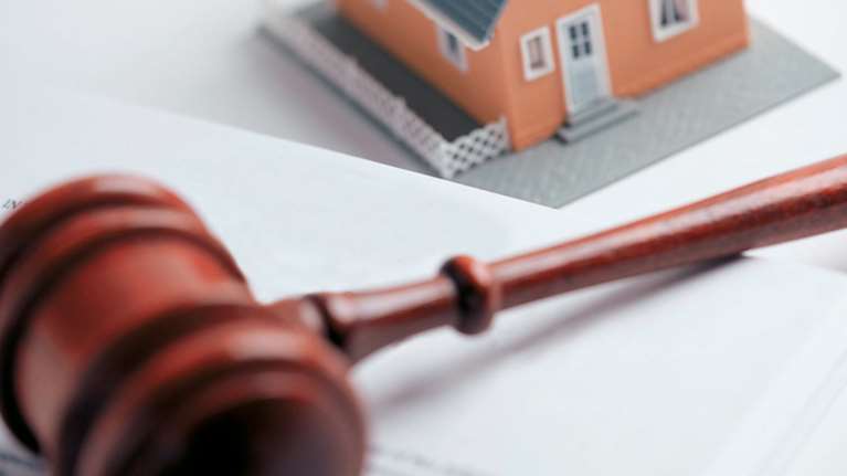 Νέα αποχή συμβολαιογράφων από πλειστηριασμούς α&#39; κατοικίας