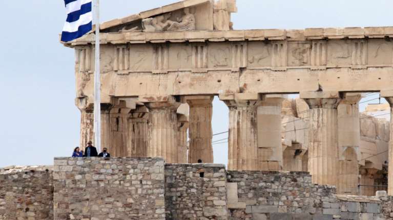 Ο Oμπάμα στον ιερό βράχο της Ακρόπολης και το Μουσείο