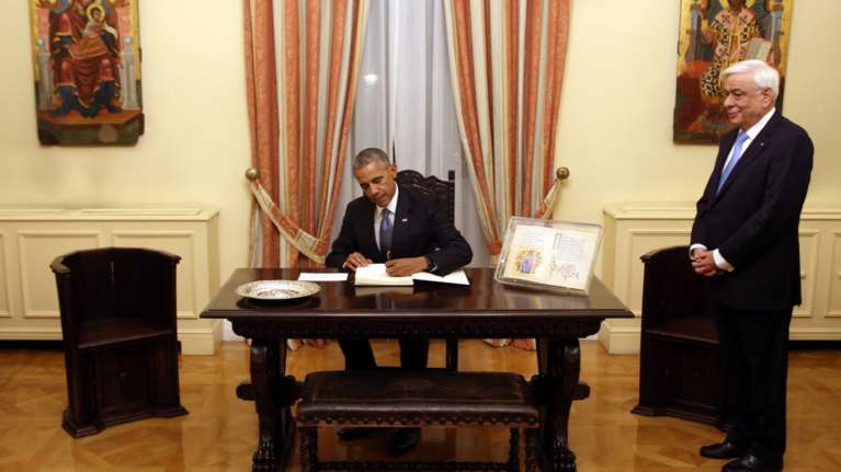 Τι έγραψε ο Ομπάμα στο βιβλίο της Προεδρίας της Δημοκρατίας