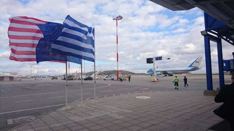 Το αναπάντεχο δώρο που περίμενε τον Ομπάμα στο Air Force One