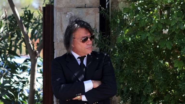 Φυγαδεύτηκε ο Ηλίας Ψινάκης στο δημοτικό συμβούλιο Μαραθώνα