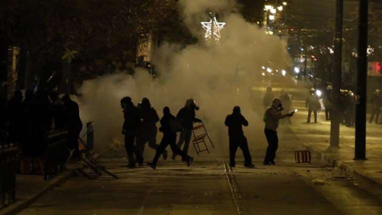 «Εμπόλεμη ζώνη» το Πολυτεχνείο: Το «δόγμα» της ΕΛΑΣ