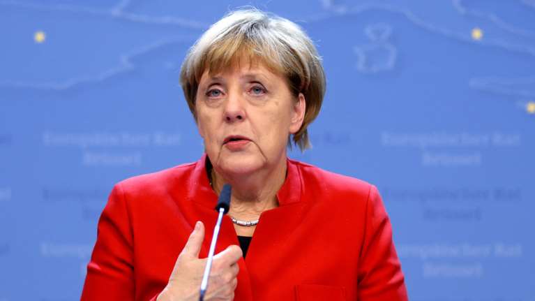 Η Μέρκελ προειδοποιεί: Ερχονται δύσκολοι καιροί για τους Γερμανούς