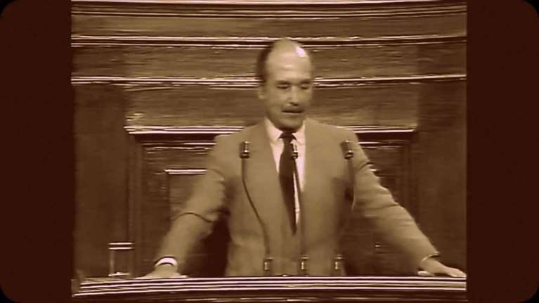 Η ομιλία Στεφανόπουλου στη Βουλή το 1989 για την παραπομπή Παπανδρέου