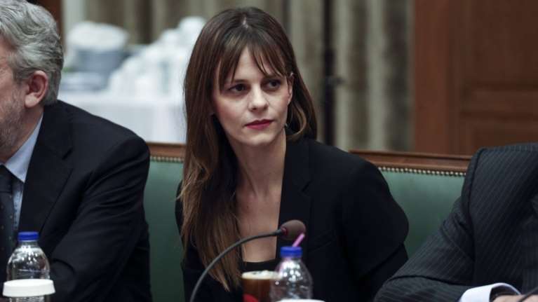 Το «δούναι και λαβείν» στο Χίλτον για τις ομαδικές απολύσεις