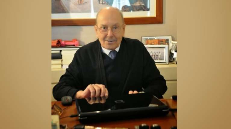 Γνωστές και άγνωστες στιγμές από τη ζωή του Κωστή Στεφανόπουλου