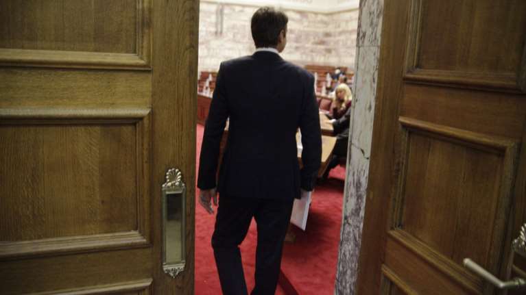 &quot;Ενα βήμα εμπρός,δύο πίσω&quot; για τη ριζική ανανέωση της ΝΔ