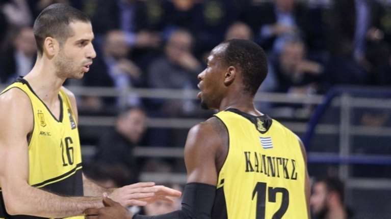 Γερμανία: Στοχοποίησαν και επιτέθηκαν σε οπαδούς του Άρη