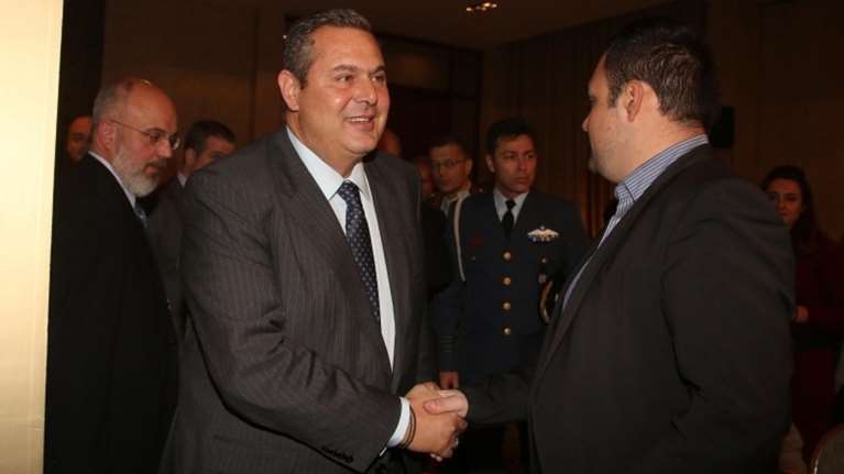 Στην 113 Πτέρυγα Μάχης για τον συντονισμό ο Πάνος Καμμένος