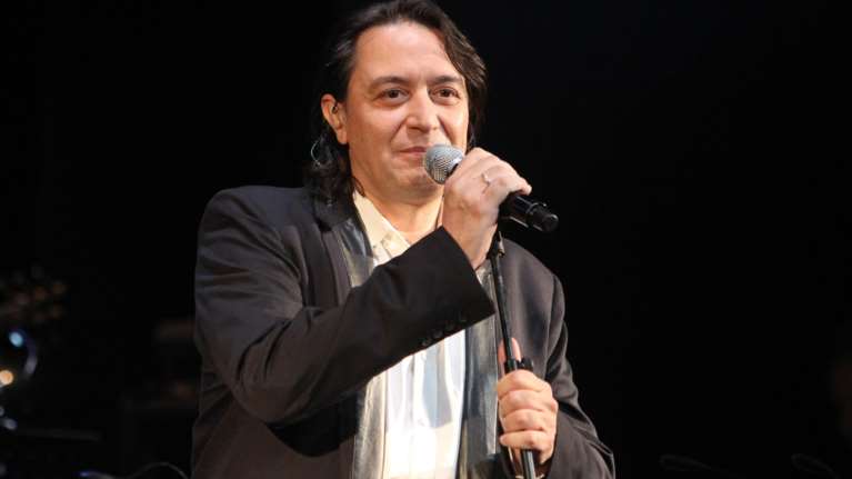 Ο χαζομπαμπάς Γιάννης Κότσιρας μιλά για τον 2 μηνών γιο του