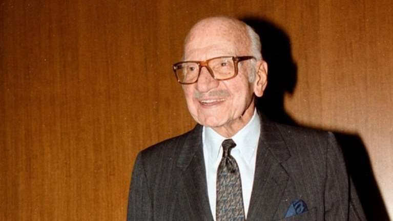 Οι ιστορικές ομιλίες Ζολώτα στα αγγλικά με ελληνικές λέξεις