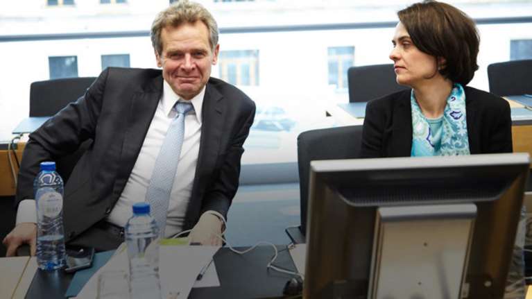 Επιμένει το ΔΝΤ: Tέλος στο αφορολόγητο και την «προσωπική διαφορά»