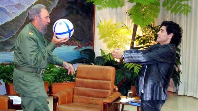 Μαραντόνα για Φιντέλ: «Έφυγε» ο δεύτερος πατέρας μου