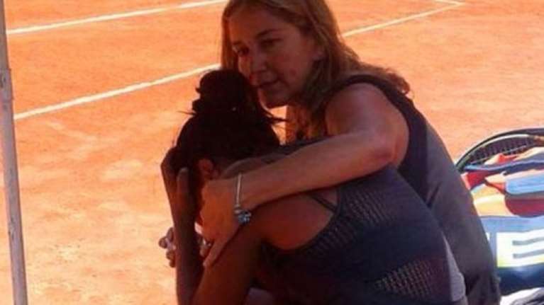 Πέθανε ο πατέρας της στην κερκίδα την ώρα του αγώνα της