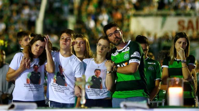 Σπαραγμός στη Βραζιλία για τους νεκρούς ποδοσφαιριστές