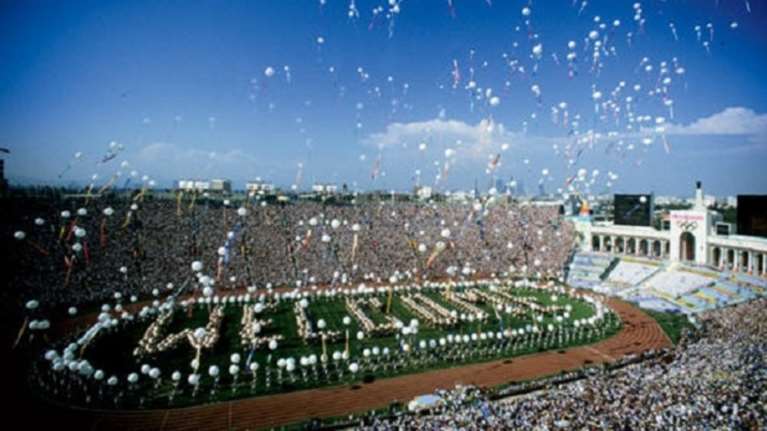 Τραμπ: Υποστηρίζει την υποψηφιότητα του Λος Άντζελες το 2024