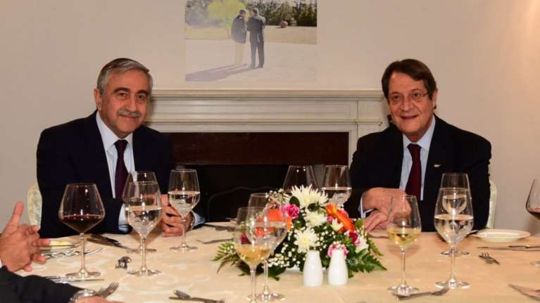 Τηλεφώνημα Τσίπρα-Αναστασιάδη, στην Αθήνα ο Κύπριος πρόεδρος