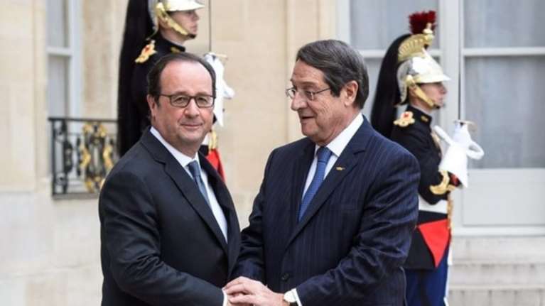 Στην Κύπρο ο Φρανσουά Ολάντ στις 9 Δεκεμβρίου