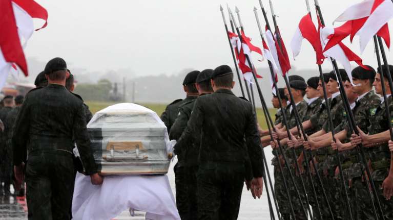 Θρήνος στη Βραζιλία για τα θύματα της τραγωδίας