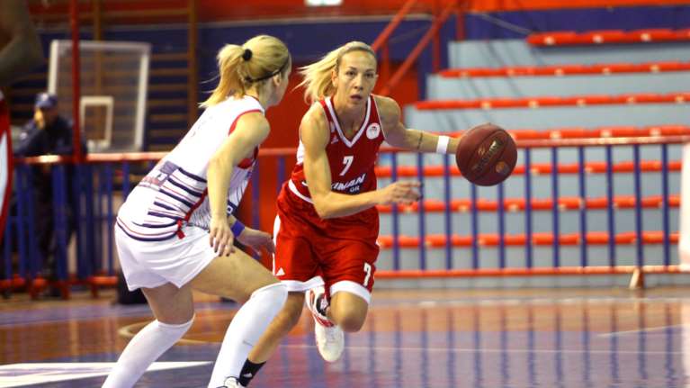 Επεισόδια στο μπάσκετ γυναικών Πανιωνίου- Ολυμπιακού