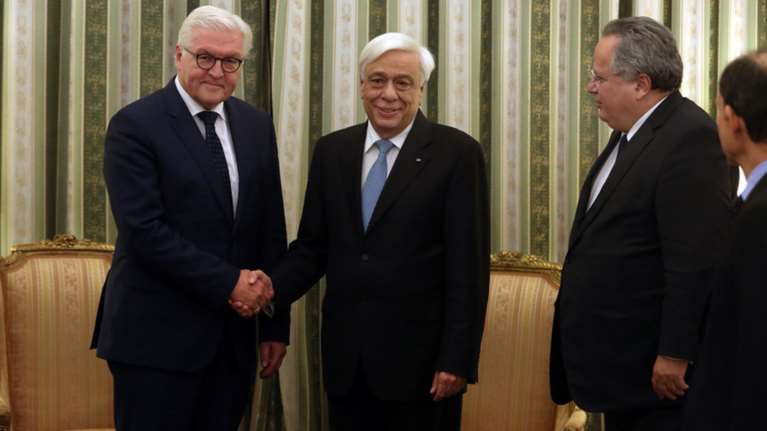 Παυλόπουλος σε Σταϊνμάγερ: «Θα υπερασπιστούμε τα εθνικά μας θέματα»