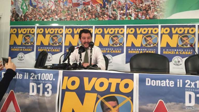 Ξεσάλωσε η Λέγκα: Ζήτω ο Τραμπ, Ζήτω ο Πούτιν, Ζήτω η Λε Πεν