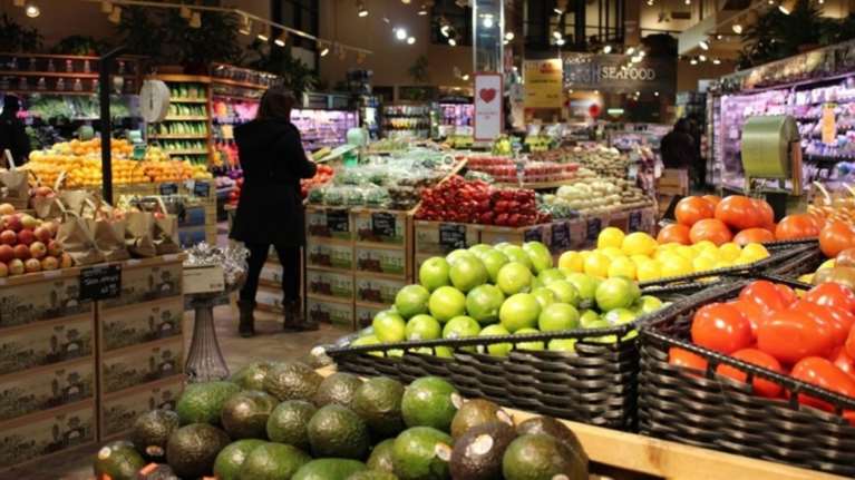 Η διαδικτυακή Amazon άνοιξε μανάβικο χωρίς ταμεία και ουρές